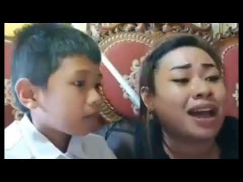 Video: Bagaimana Ibu Selebriti Dan Anak-anak Mereka Berlatih