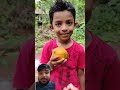 Ladki ne ladke mango 🥭 Diya #food#love #reactionvideo #greenscreen #kids#youtubego #funny