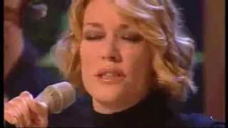 Cerys Matthews - Galway Shawl & Strange Glue (Live)