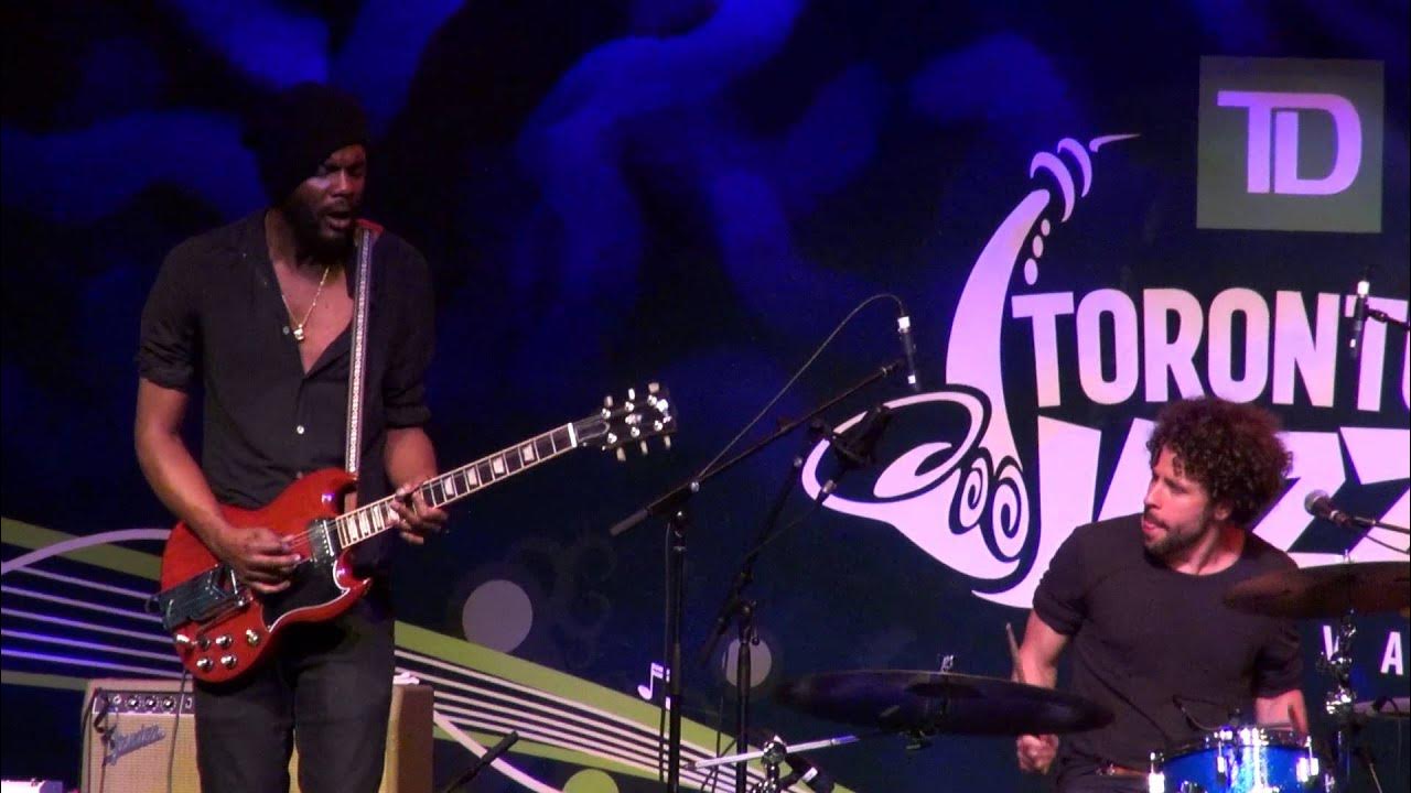 Gary Clark Jr - Catfish Blues - Live Toronto Jazz Festival 2015 Gary Clark Jr - Catfish Blues - Live Toronto Jazz Festival 2015