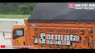 Truk oleng Di tol || jam mepet TRUK ROLLIS