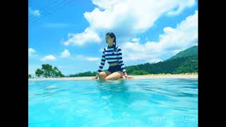 Plotagraph - Girl at the pool