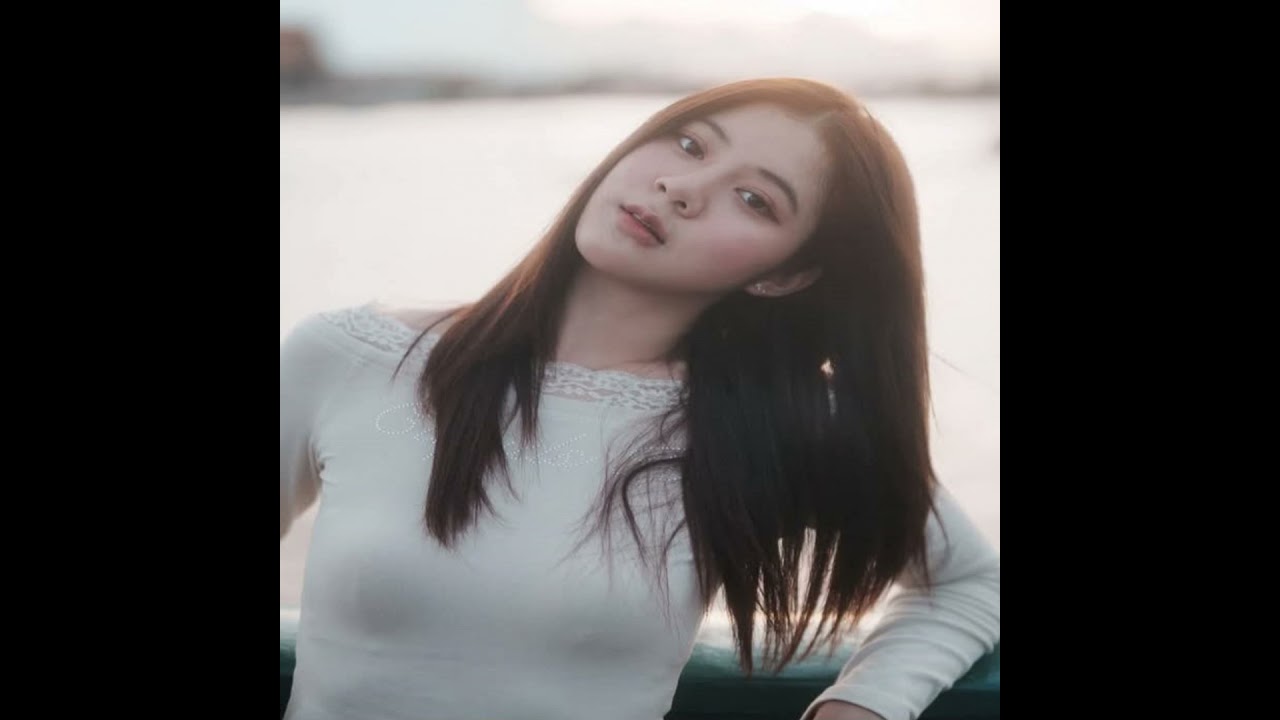 ผู้สาวเสื้อปุ๋ย