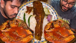 Eating Lunch(Rice & Spicy Fish Curry) With Friends at Saiful's Place