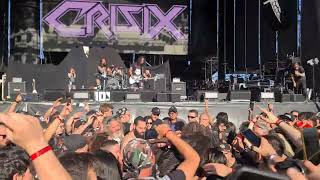 Crisix guitarists join moshpit Barcelona Rock Fest 2022