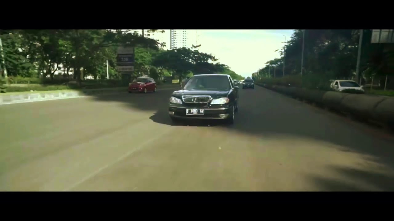The raid 2 car chase shootout scene edited and colour graded - YouTube