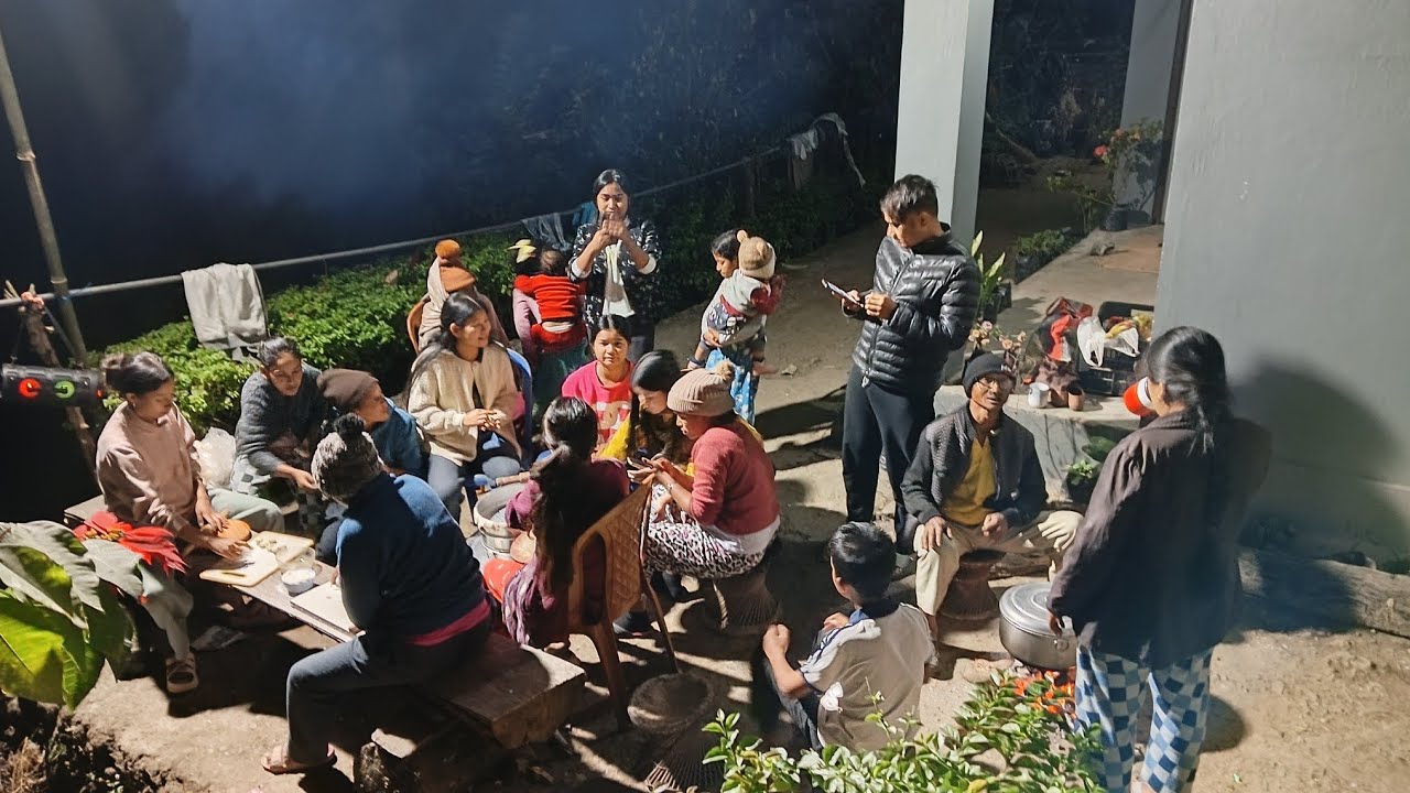 Family momo party 🎉🎄💐