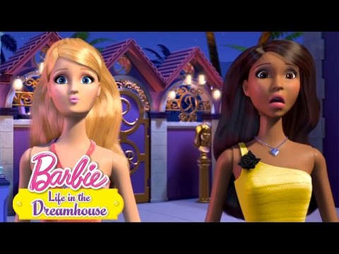 Video: Hvor høyt er Barbie Dream House?