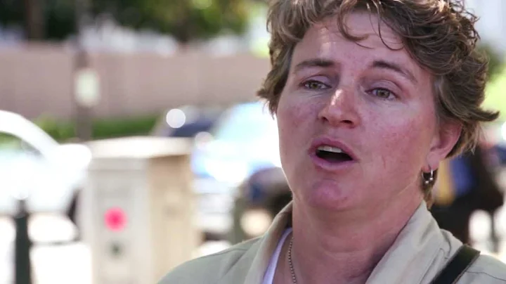 Military sexual assault survivor Trina McDonald delivers her MoveOn petition to Congress