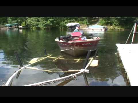 boat loading in current and canted boat ramp - youtube