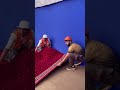 مستمرون