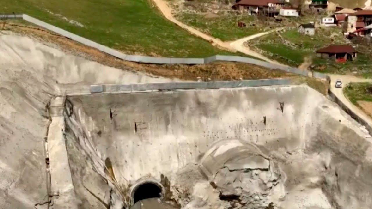 Девятикилометровый тоннель пробурили на участке Военно-Грузинской дороги