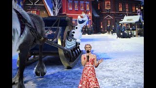 Josh Gad, Kristen Bell appear for