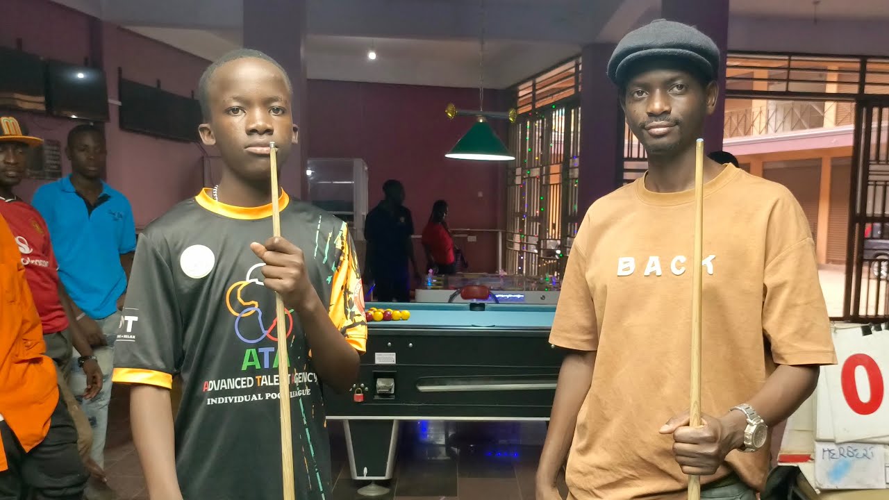 Герберт Мукиса против Ивана Каньесиге. Арена Пул-Сити, 32 человека, парный турнир, раунд 1, гонка...