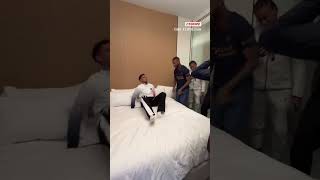 L'invasion des joueurs du PSG dans la chambre de Zaïre-Emery après sa convocation ! #shorts #france