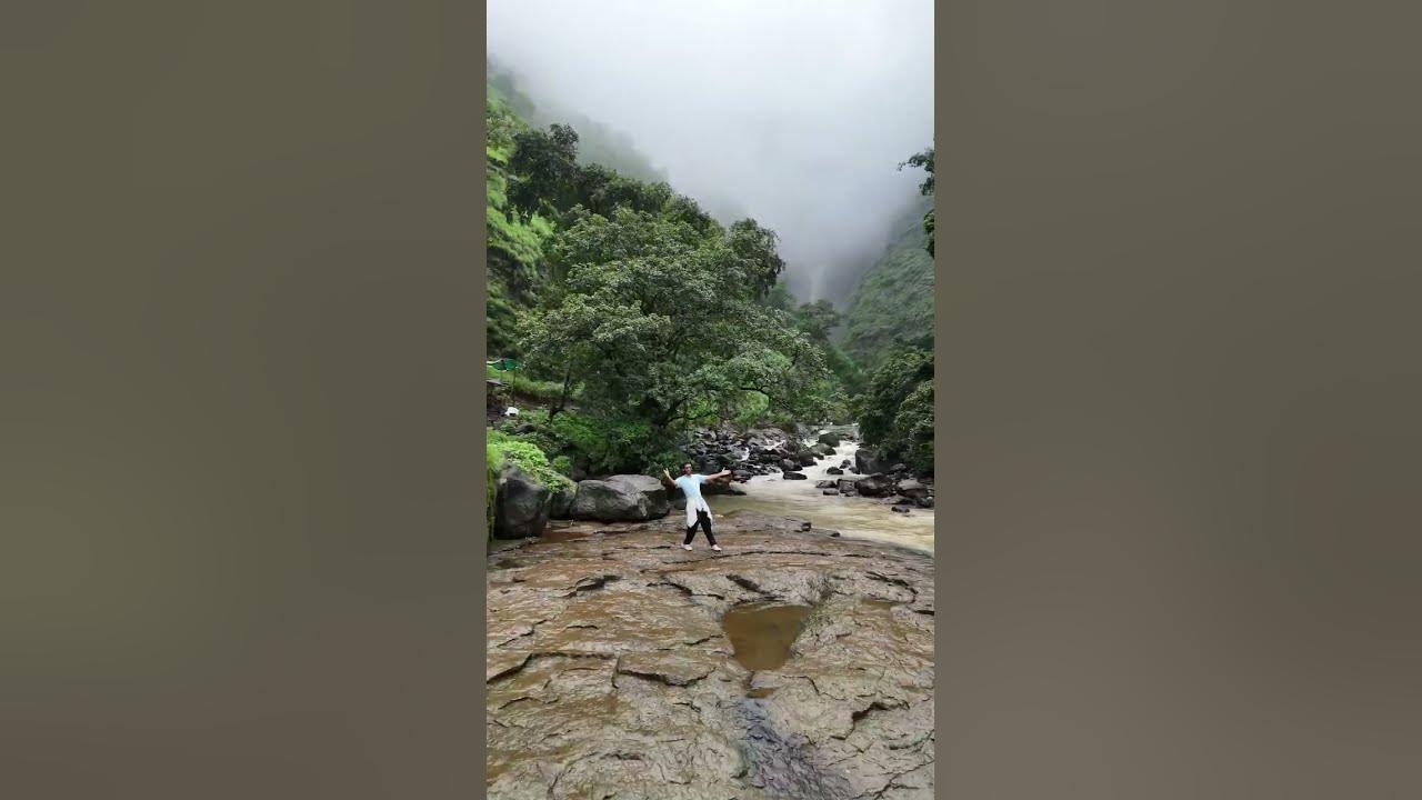 Choosing nature over notifications #kaluwaterfall #srk #trending #shorts #trekking #waterfall