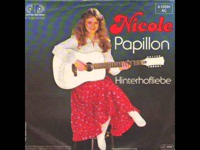 Nicole - Papillon