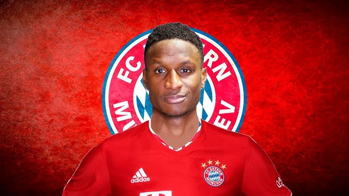 Bouna Sarr Cầu Thủ Thầm Lặng - Chặng Đường Không Phần Phần Ánh Sáng Nhưng Đầy Trách Nhiệm