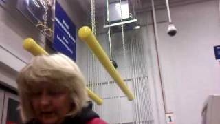 lowes hardware store