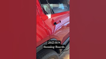 2025 Refreshed Rivian R1S gets RUNNING BOARDS 🙌🏼 RMaxx Steps from #evsportline #rivian