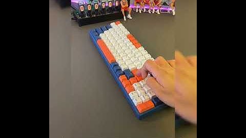 IQUNIX F96 Mechanical keyboard unboxing