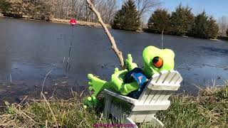 Fritz the Frog Easter Morning Fishing by Dolls Rescued 117 views 7 days ago 1 minute, 40 seconds