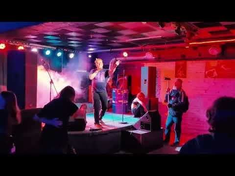 Alex Angel - You Are The Champions (Live)