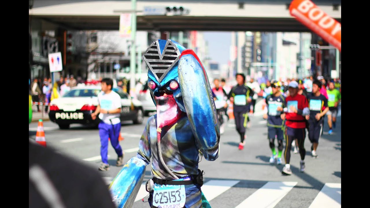 Токио марафон фото. Кот марафон. Japan Tokyo people. Runningmeguro River Marathon – Tokyo, Japan. Токийский марафон