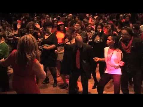 Purple Charlotte Steppers Wobble with Club Tempo