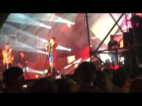 Mickael Carreira &amp; Paula Fernandes em Agu&ccedil;adoura