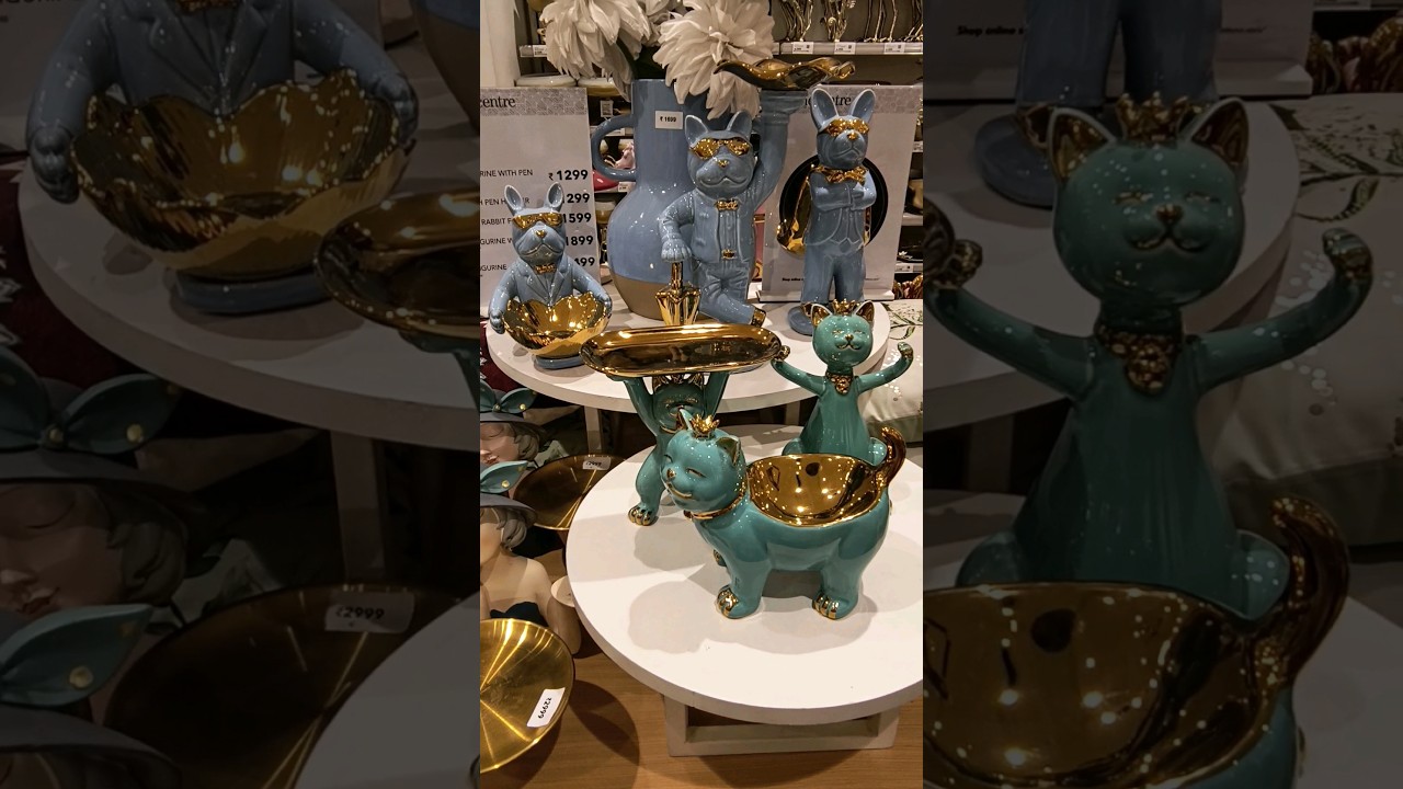 Souvenir Ceramic Blue Dog 🐕with Platter Figurine _ Showpieces for Living Room 