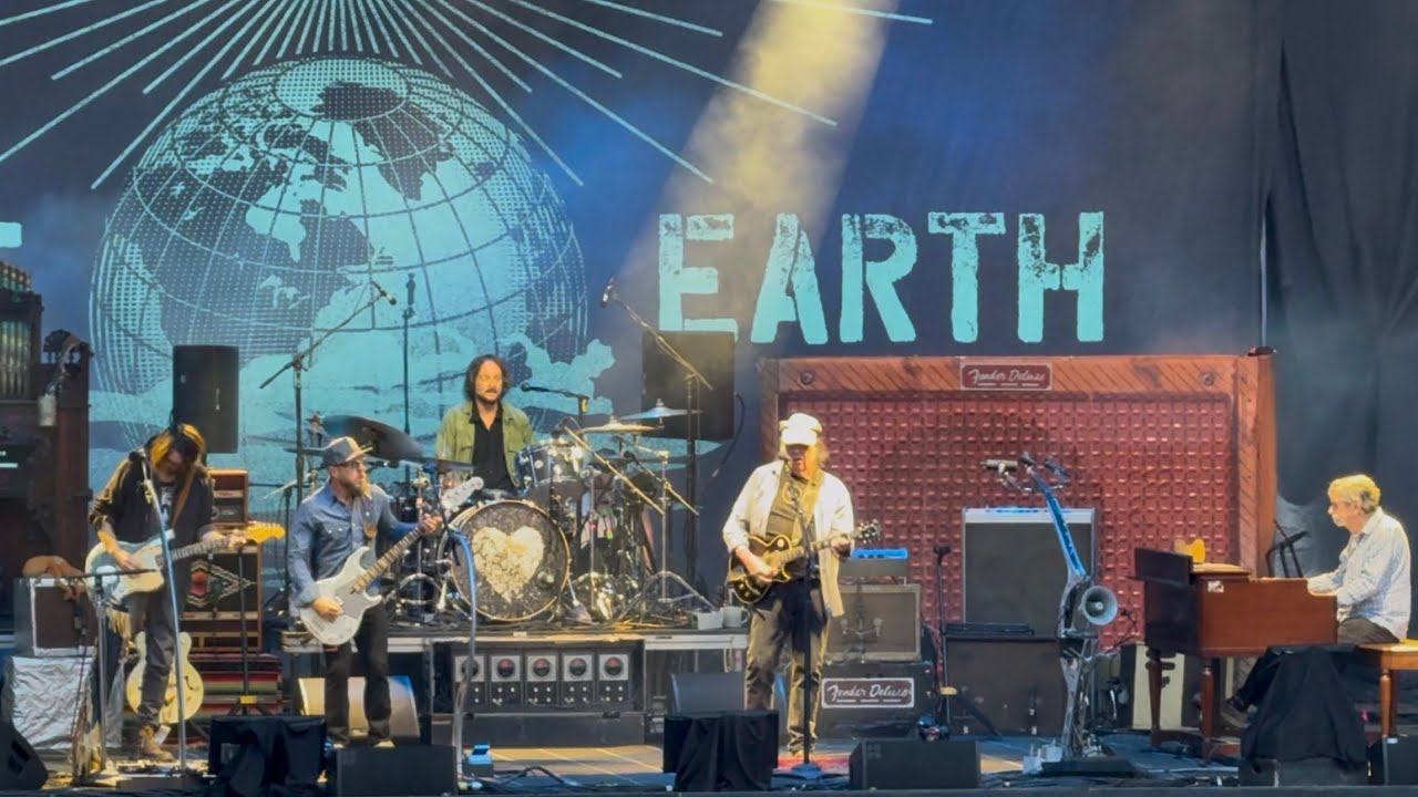 Neil Young live Berlin (Part I) 03.07.2025 @Waldbühne