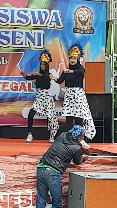 lomba senam MAUMERE👍