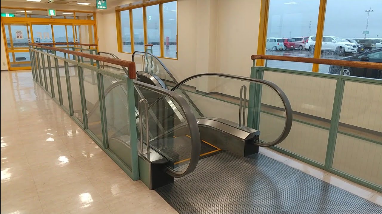 MEGAドン・キホーテUNY大口店のエスカレーター〜2022〜 / MEGA Don Quijote UNY Oguchi  Escalator