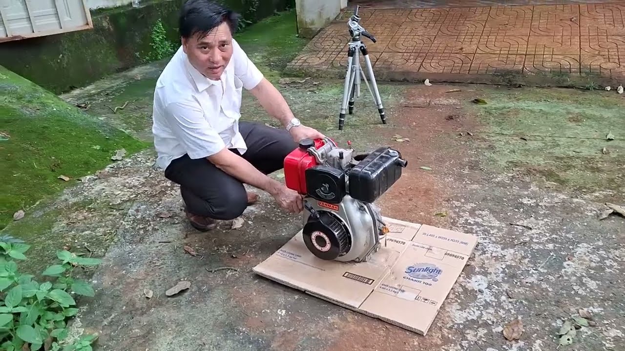 Động cơ chạy dầu diesel mới 99% Yanmar L60 giá bán và số ĐT trong phần mô tả.