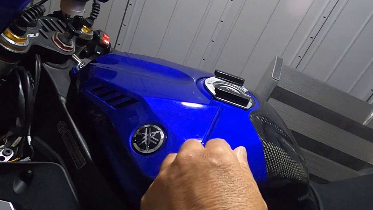 2019 YZF R1 カウル取り外し(2CR~BX4) - YouTube