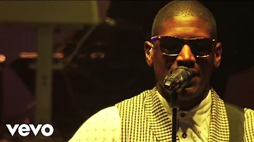 Labrinth - Beneath Your Beautiful (Live from Oxegen 2013)