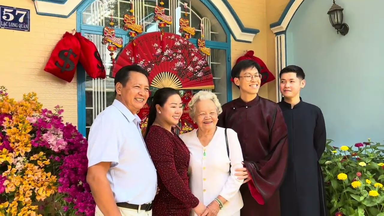 Tết ở gia đình Tư Bộ