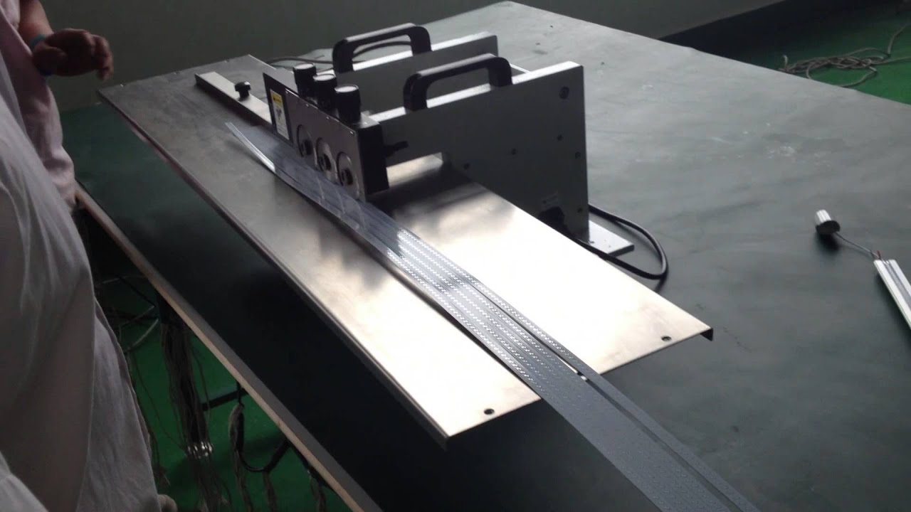 YSVC-3S LED alum pcb board depaneling machine