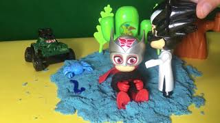 FINGE BRINCAR DE SER OS PJ MASKS ( Super Herói ) Desenho Animado (o desenho animado) BIANKINHA