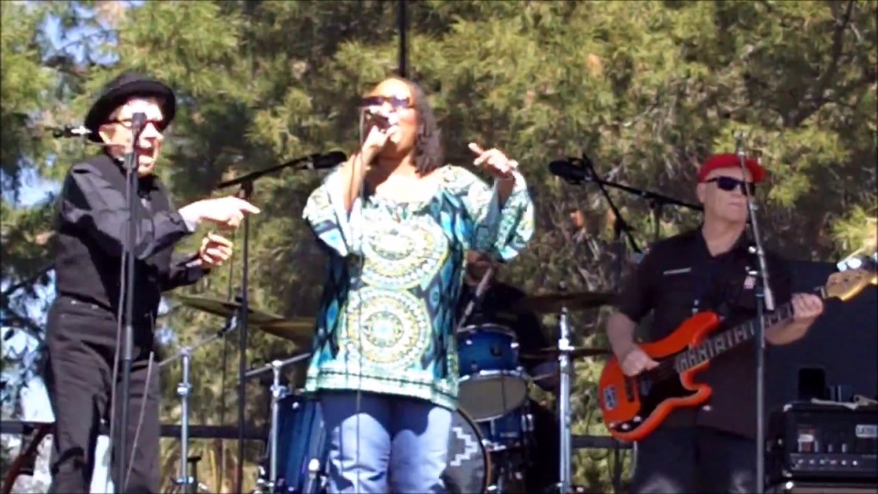 Sistahs Too @ Blues Blast 17 ~ Performing ~ "Queensize Bed" by E.C. Scott - 2/25/2017