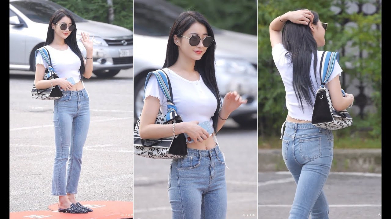 180727 '흰색크롭티 청바지' 경리 - 뮤직뱅크 출근길 (KBS신관공개홀) 직캠 fancam by zam