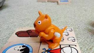 カンガルーのおもちゃ　スローモーション