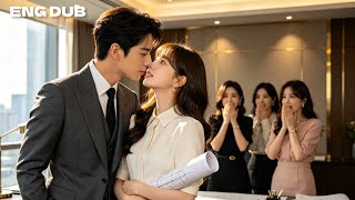 She Crashed the CEO's Bride Hunt, Signed a One-Year Marriage Deal, Then Fell Hard!【Accidental Vows】