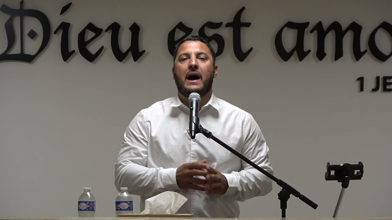 Tirone chante : 'À Toi Revient l'Honneur' | Église Vie et Lumière de Châteauneuf les Martigues