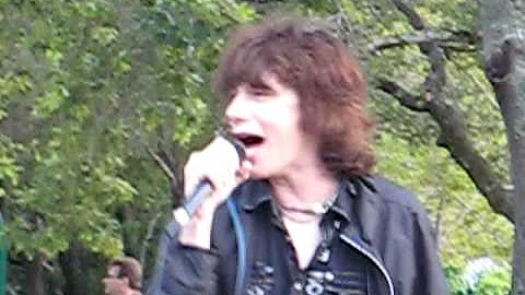 07 24 09 Eric Martin Sucker