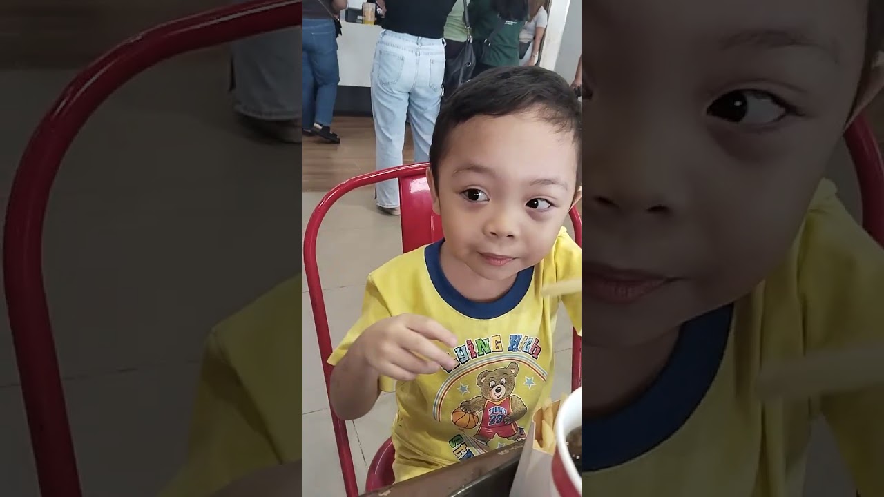 Favorite nya fries  and coke . Jollibee Citymall Kalibo #jolibee 