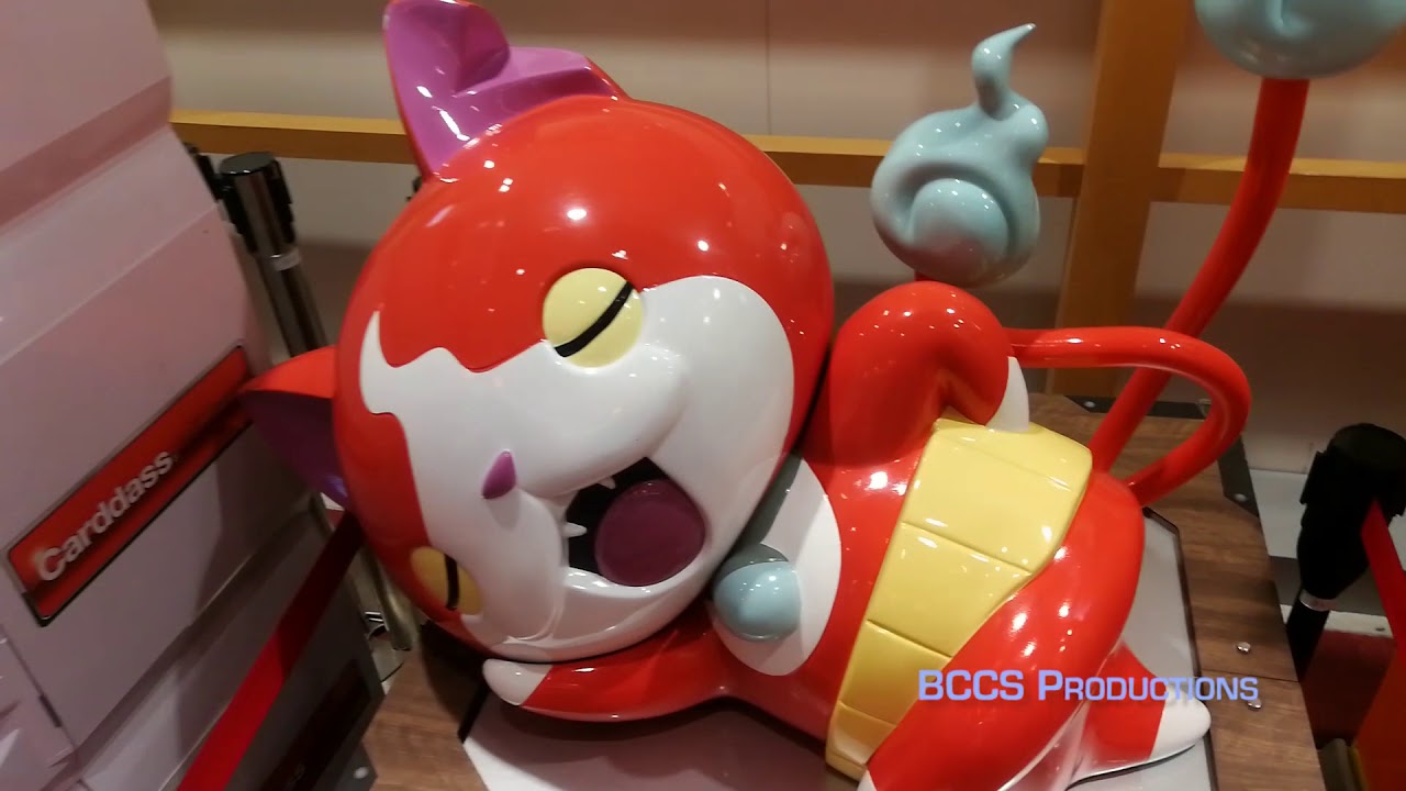 A Final Look at the Outside of the Yokai Watch Store in Toyosu 518