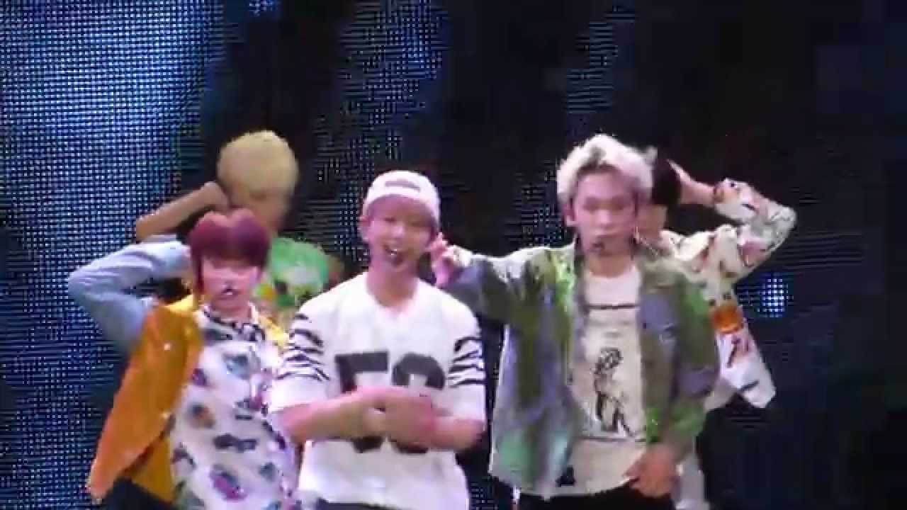 [fancam] 080414 SHINee World III in Argentina - Macarena! / Beautiful / Real  /3,2,1