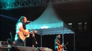 Bayu Cuaca - Tunangan Langka (Live at Poltekkes Denpasar)
